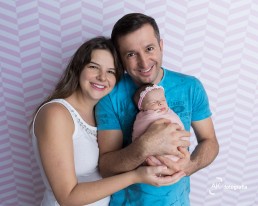 ensaio newborn foto com os pais